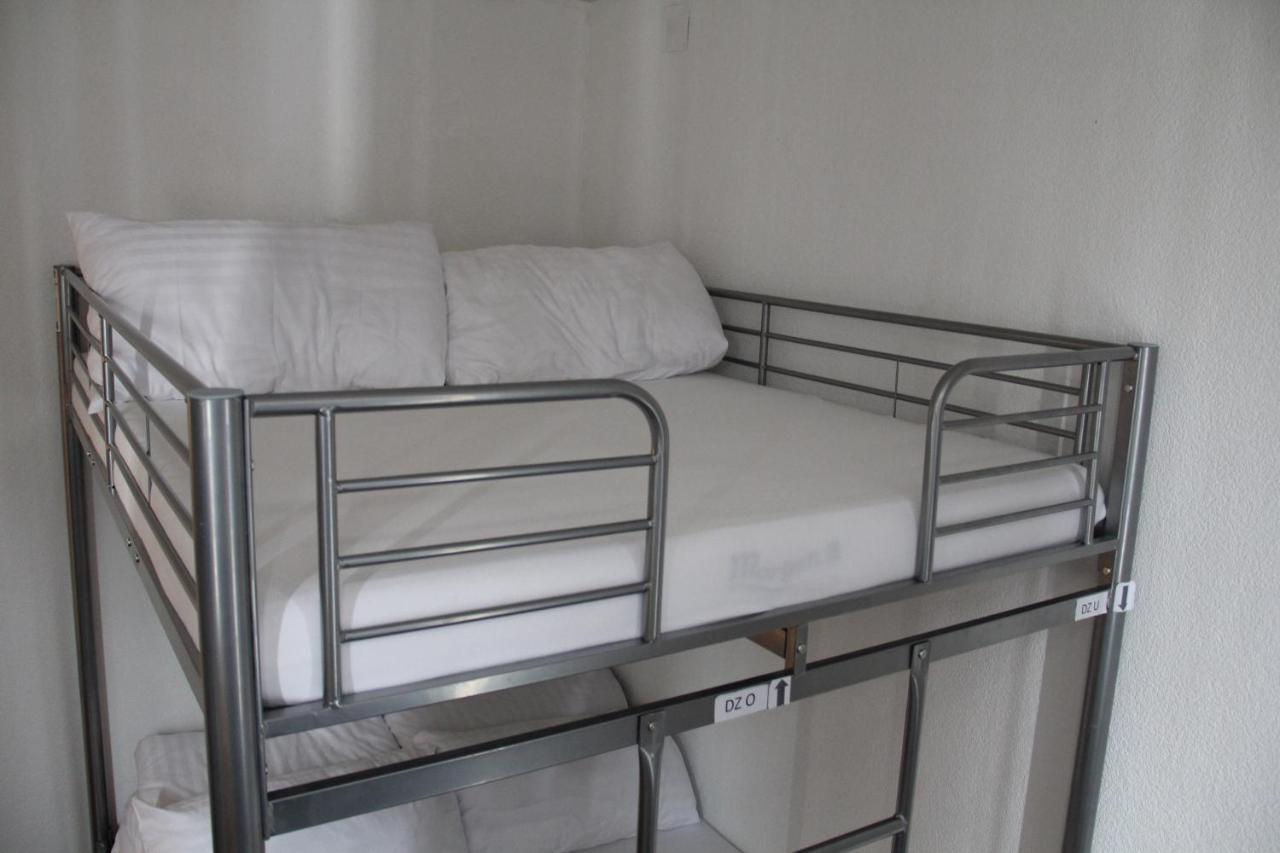 Stay2night Center Hostal *