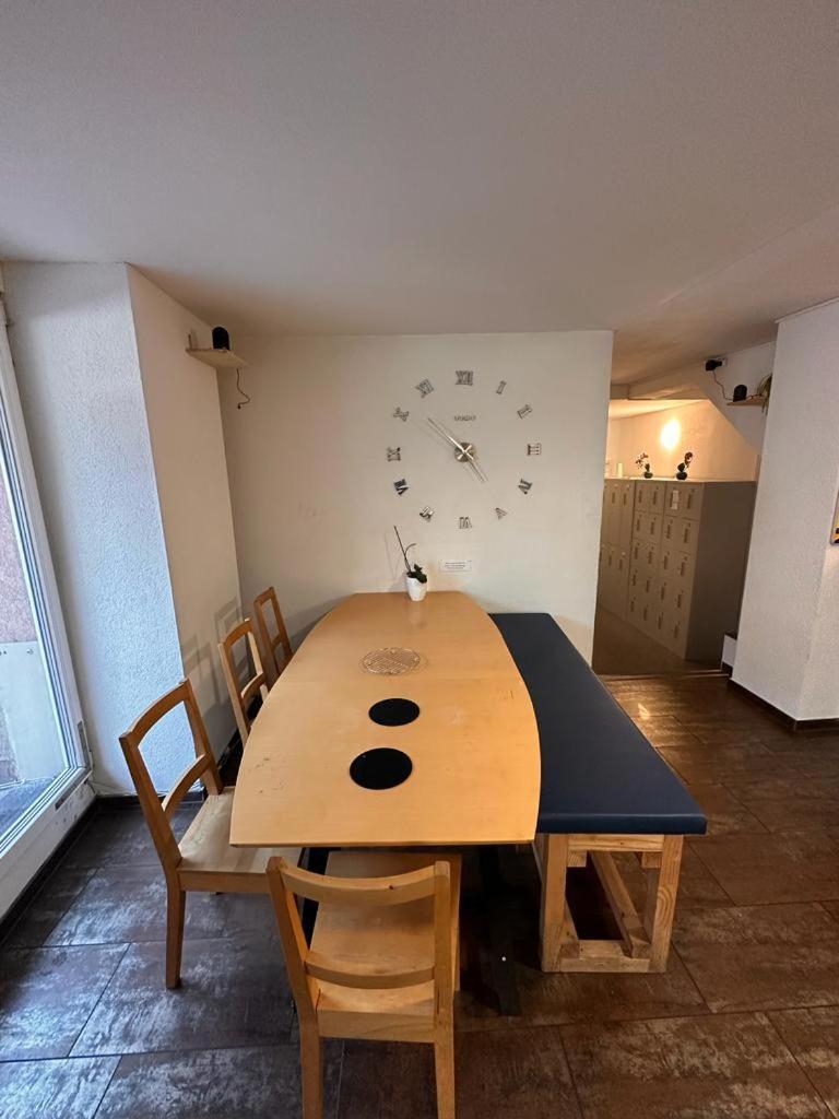 Stay2night Center Hostal
